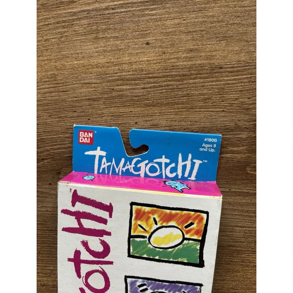 1997 Bandai Original Tamagotchi White Virtual Reality Pet #1800 NEW Boxed